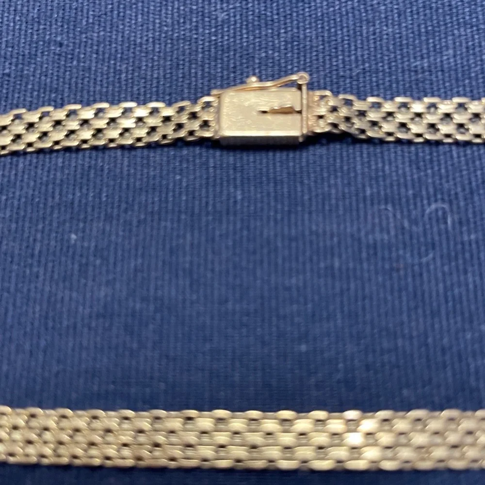14K Gold Box Link Bracelet - Picture 2 of 7